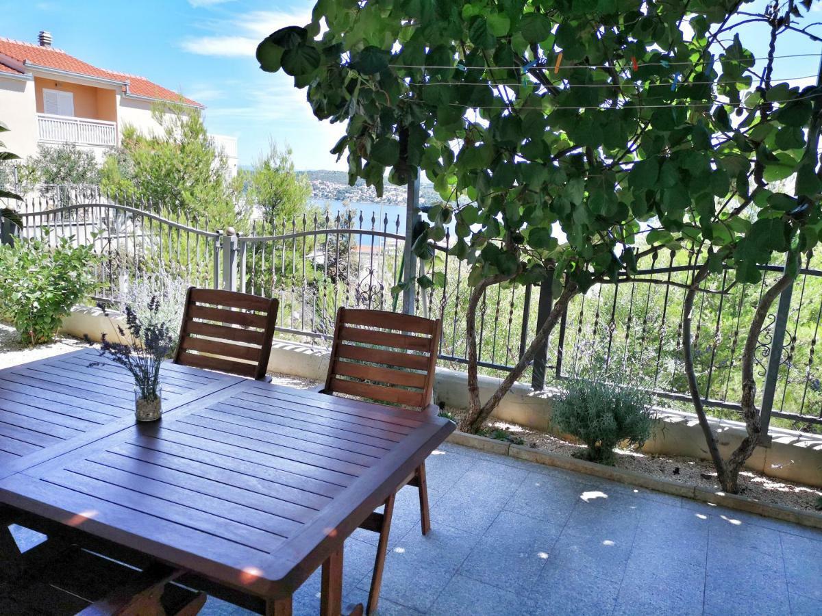 Villa Panorama Seget Trogir Buitenkant foto
